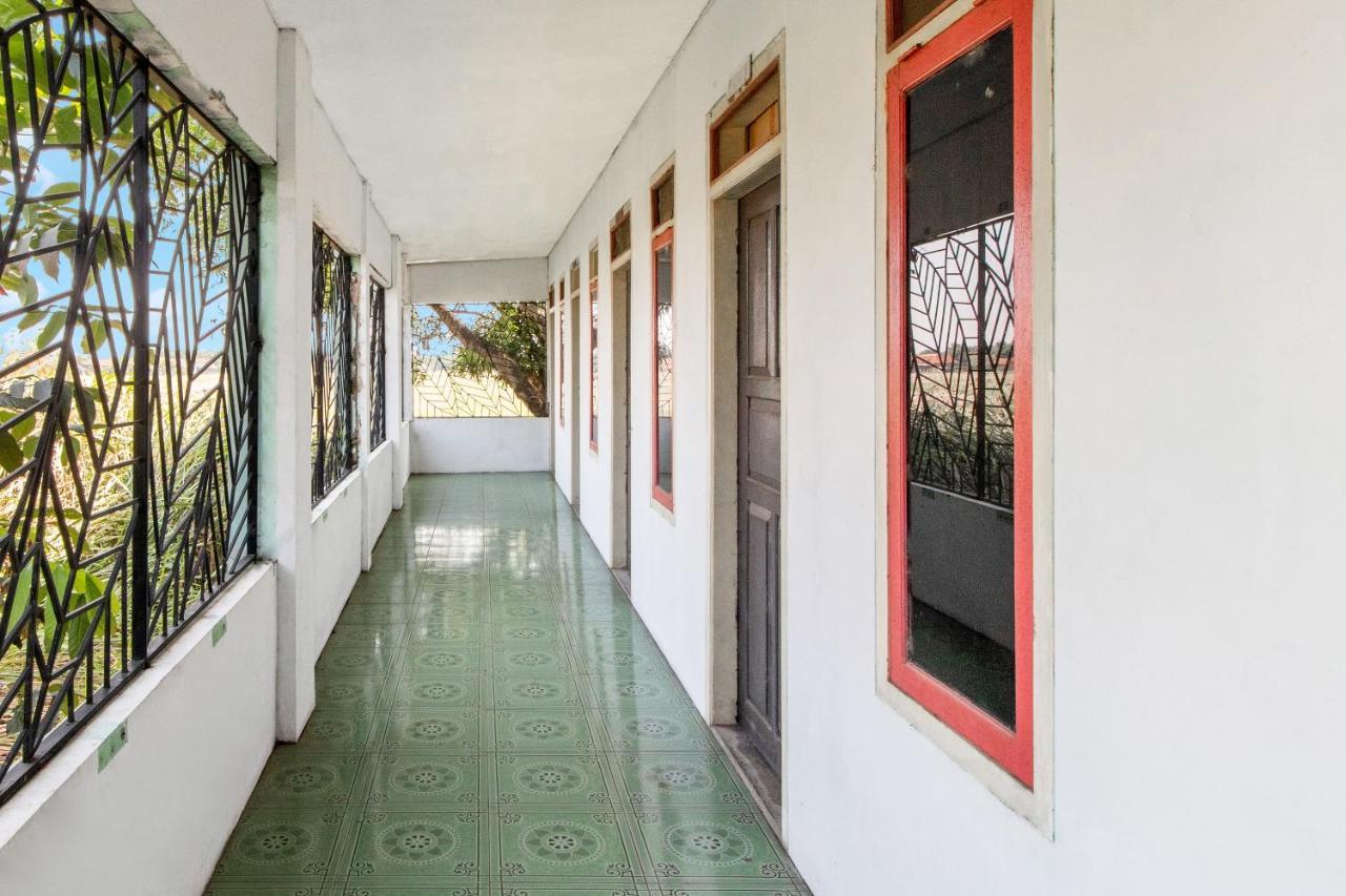 Spot On 92832 Al Mahira Syariah Majalengka Exterior foto