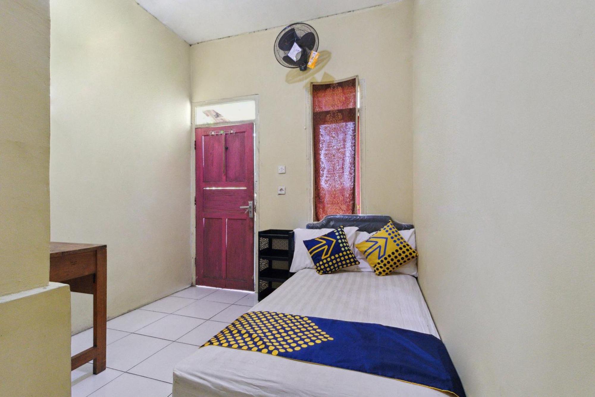 Spot On 92832 Al Mahira Syariah Majalengka Exterior foto