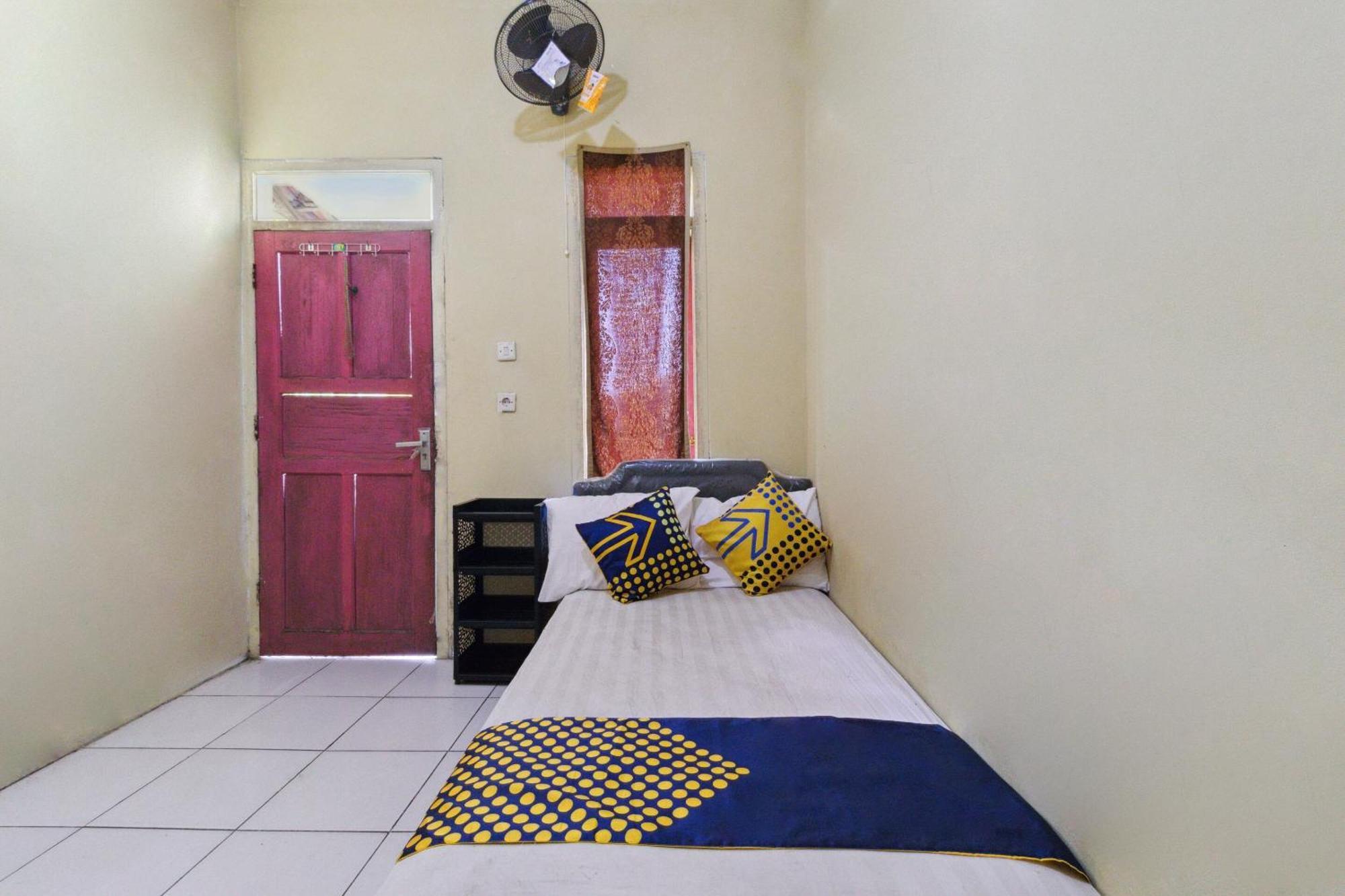 Spot On 92832 Al Mahira Syariah Majalengka Exterior foto